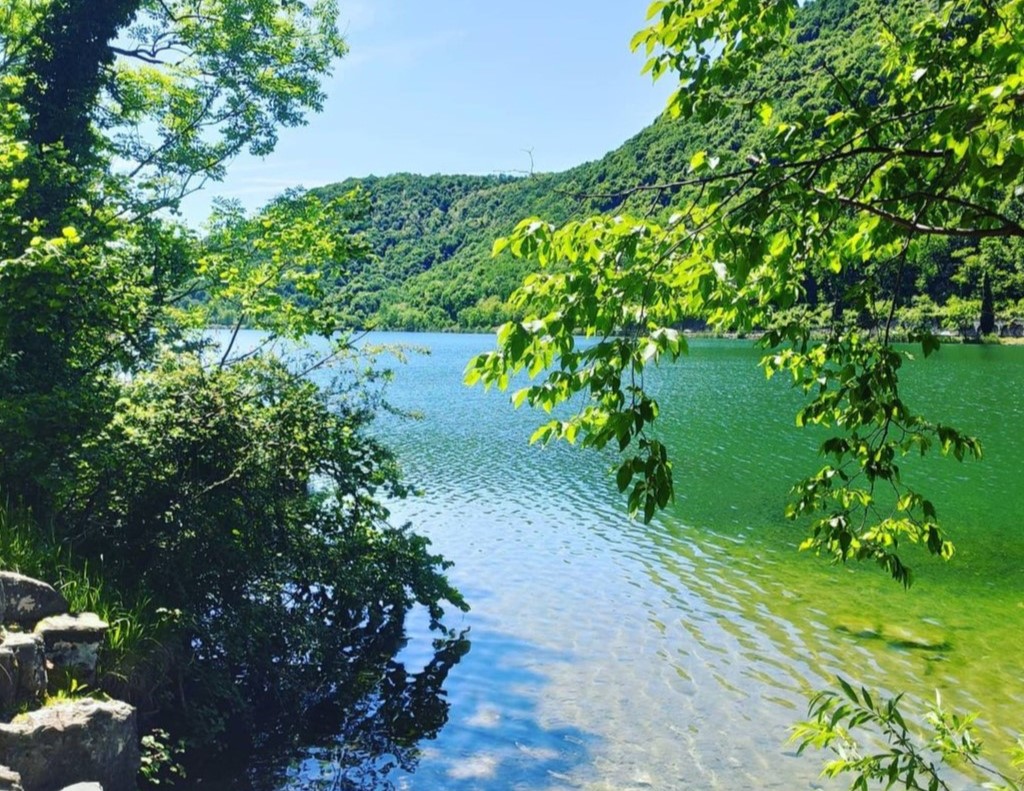 Lago Segrino view
