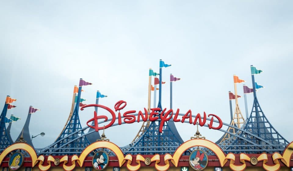 Il Frecciarossa che ti porta a Parigi si colora con la magia di Disneyland Paris